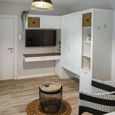 Flat In Nesebar. Two Minutes Away From The Beach. Апартамент *